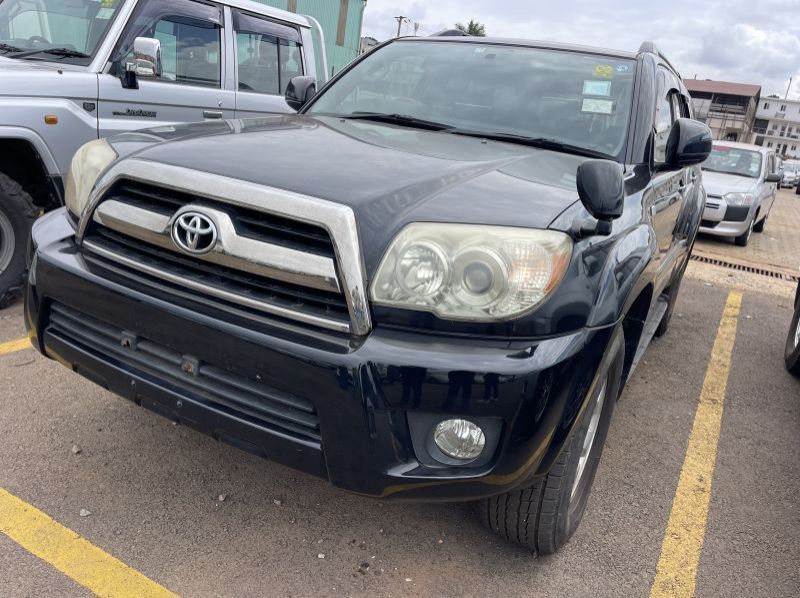 2012 Toyota fortuner pictures