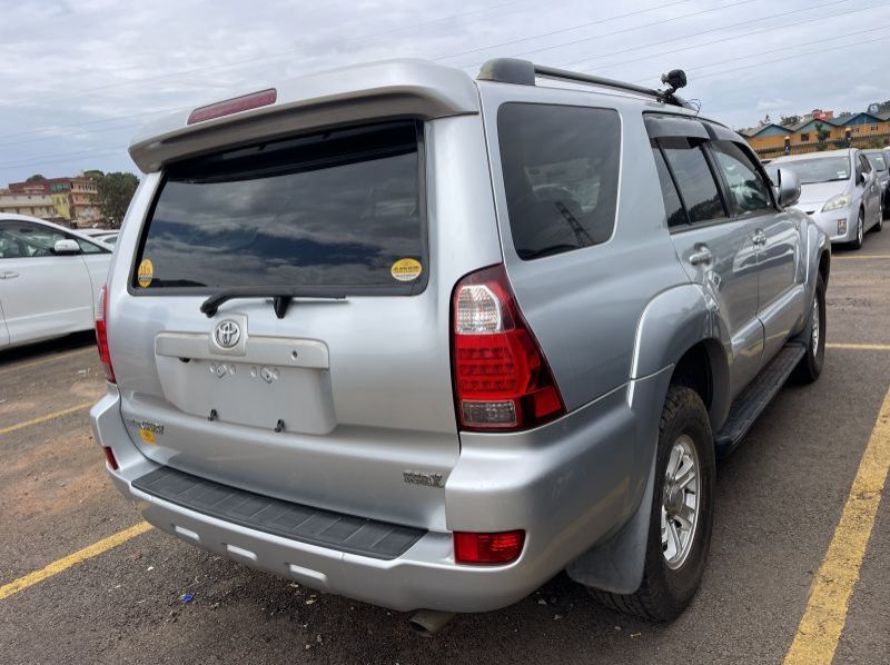 2012 Toyota fortuner pictures