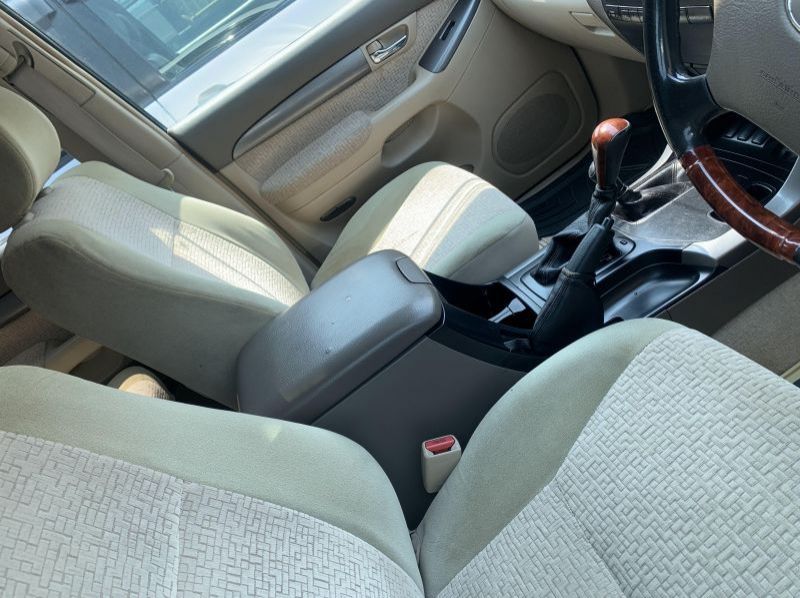 2004 Toyota prado pictures