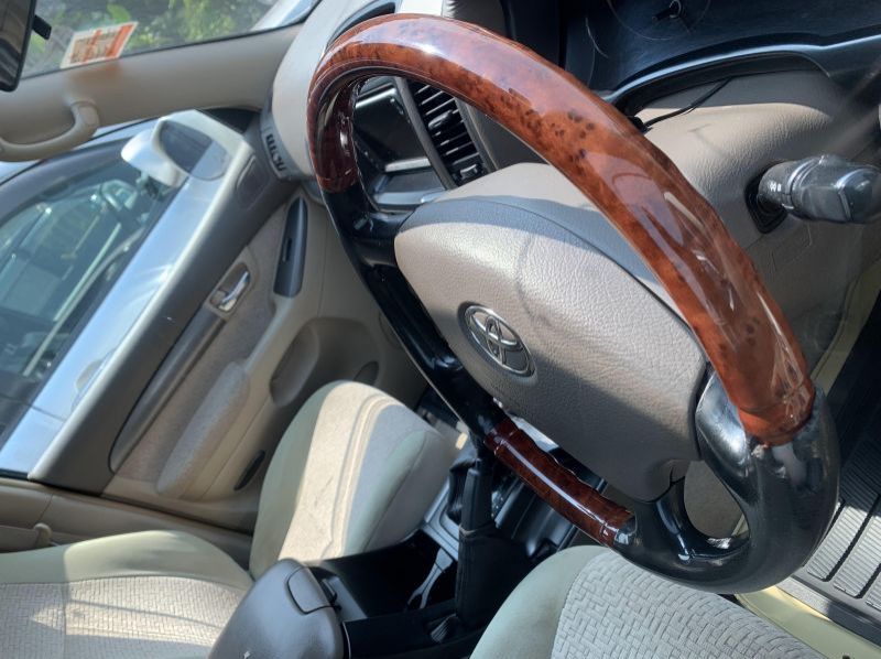 2004 Toyota prado pictures