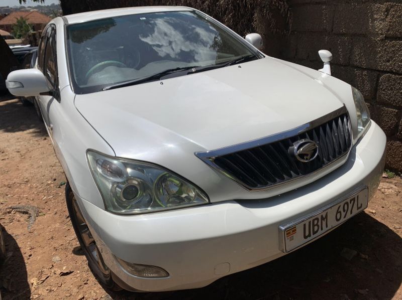 2009 Toyota harrier pictures