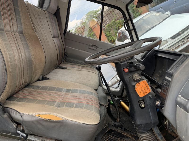 1999 Isuzu isuzu elf pictures