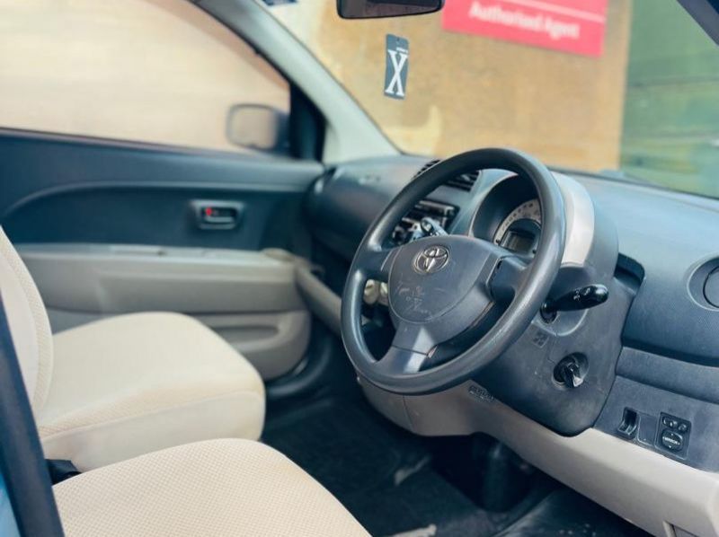 2008 Toyota passo pictures