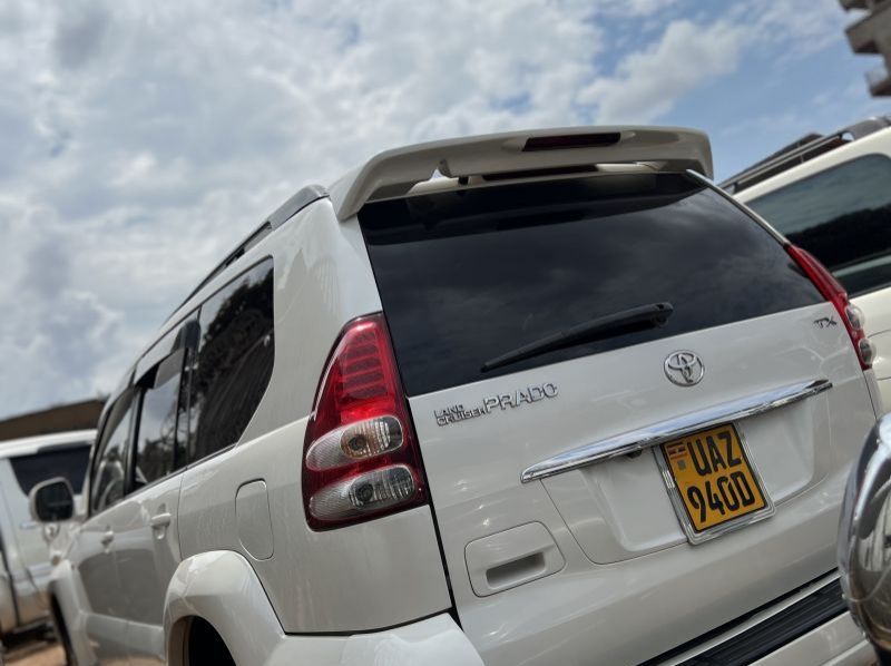 2004 Toyota  Prado TX pictures