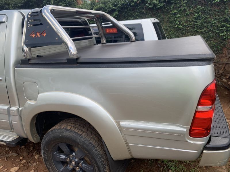 2011 Toyota hilux double cabin pictures