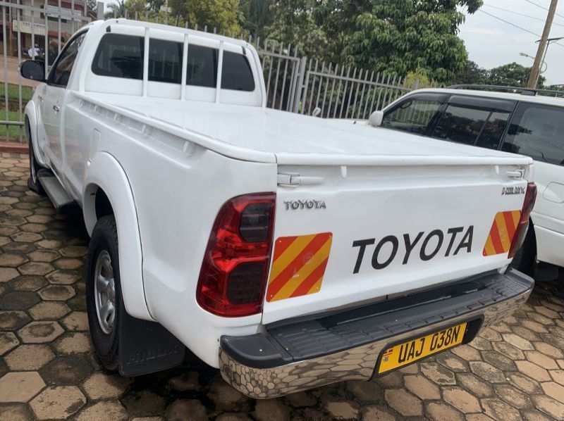 2008 Toyota Hilux pictures