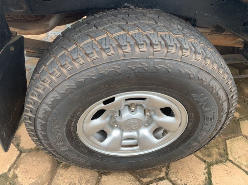 2008 Toyota Hilux pictures