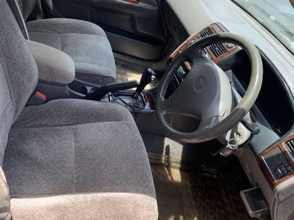 2001 Toyota Premio pictures