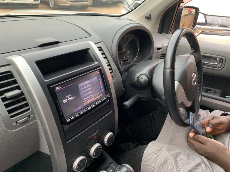 2009 Nissan x-trail pictures