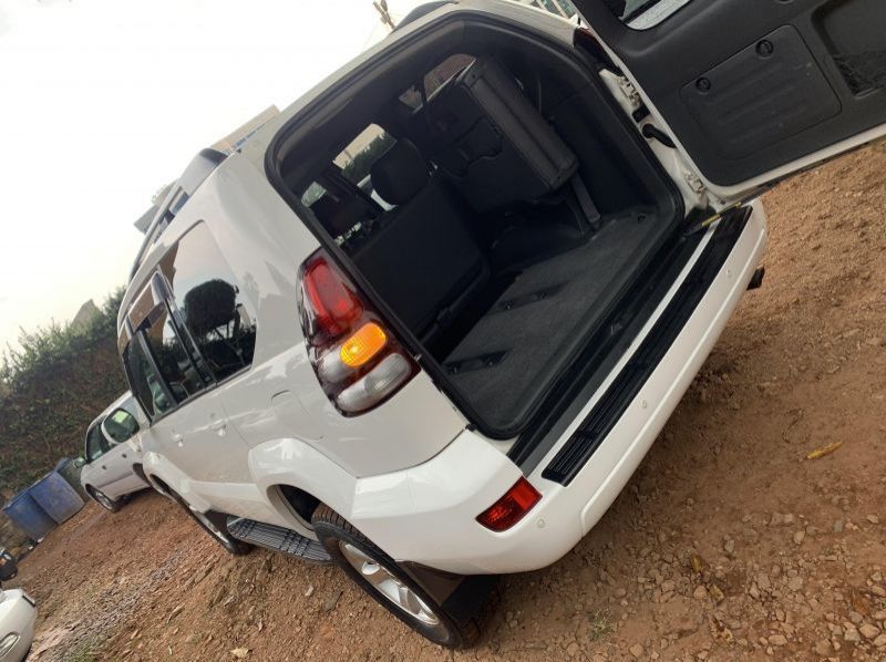 2007 Toyota land cruiser prado pictures