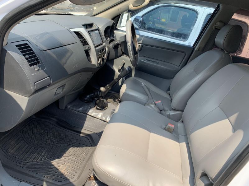 2008 Toyota hilux  pictures