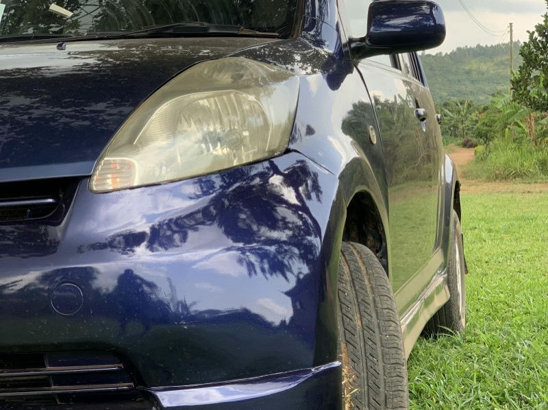 2005 Toyota passo pictures