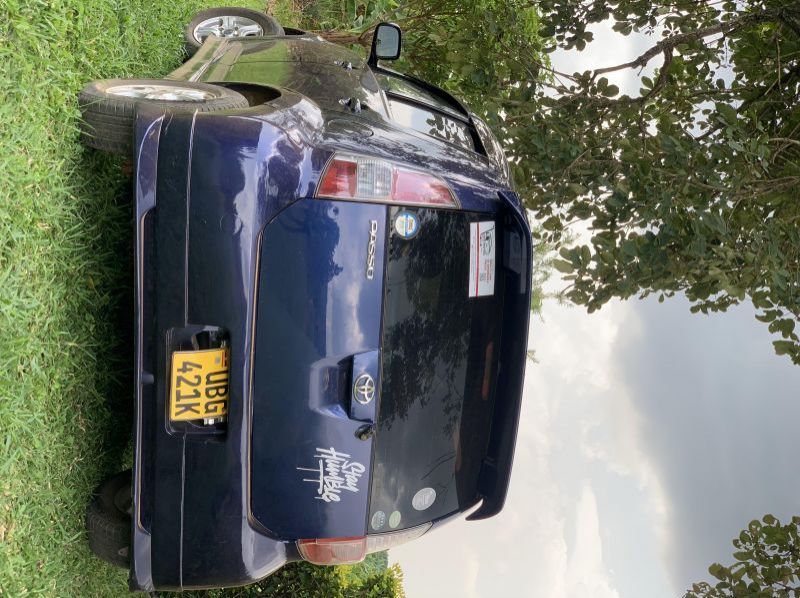 2005 Toyota passo pictures