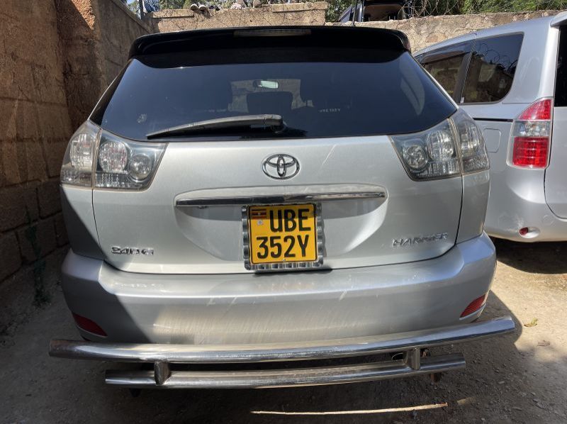 2006 Toyota harrier pictures