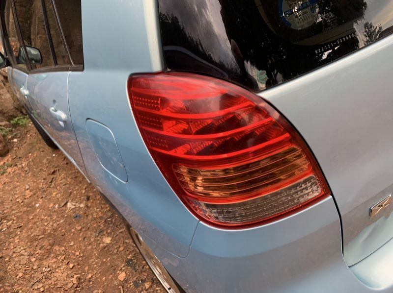 2006 Toyota spacio pictures