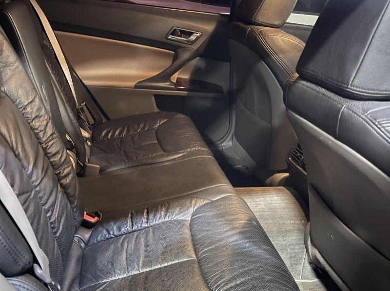 2010 Toyota Mark X pictures