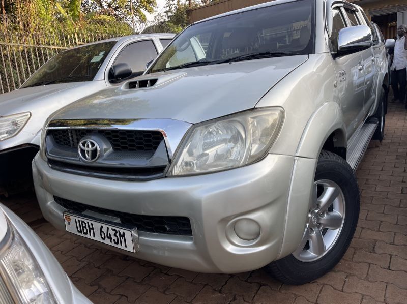 2010 Toyota hilux vigo  pictures