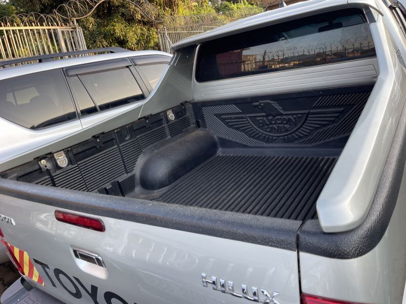 2010 Toyota hilux double cabin vigo  pictures