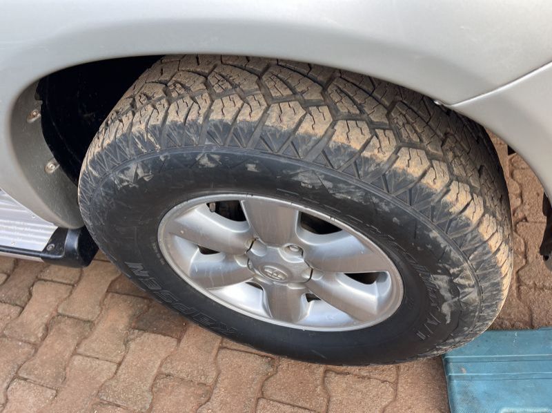 2010 Toyota hilux double cabin vigo  pictures