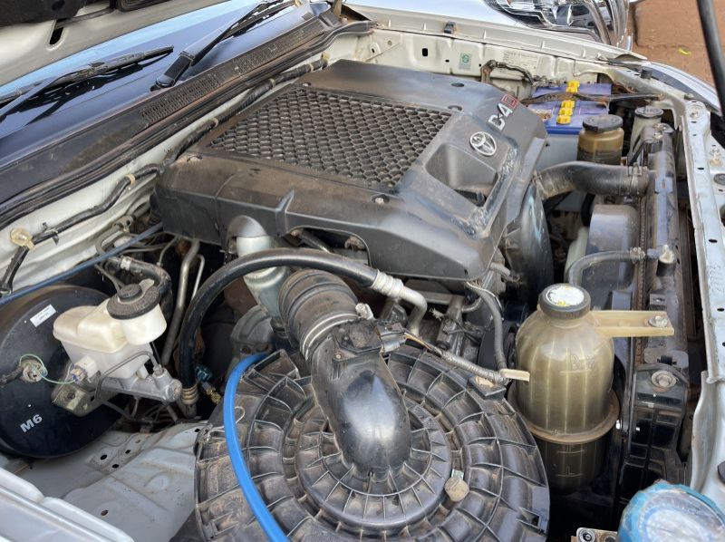 2010 Toyota hilux double cabin vigo  pictures