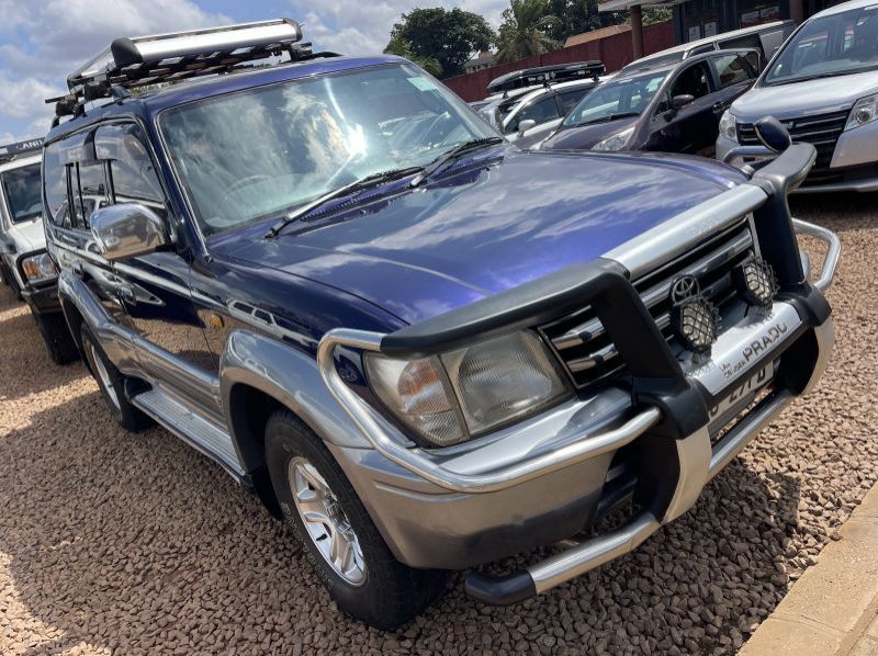 Used Toyota land cruiser prado tx  for sale in Kampala, Uganda