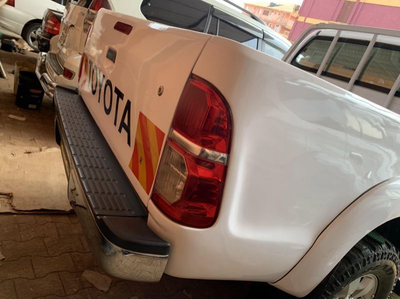 2008 Toyota hilux  pictures