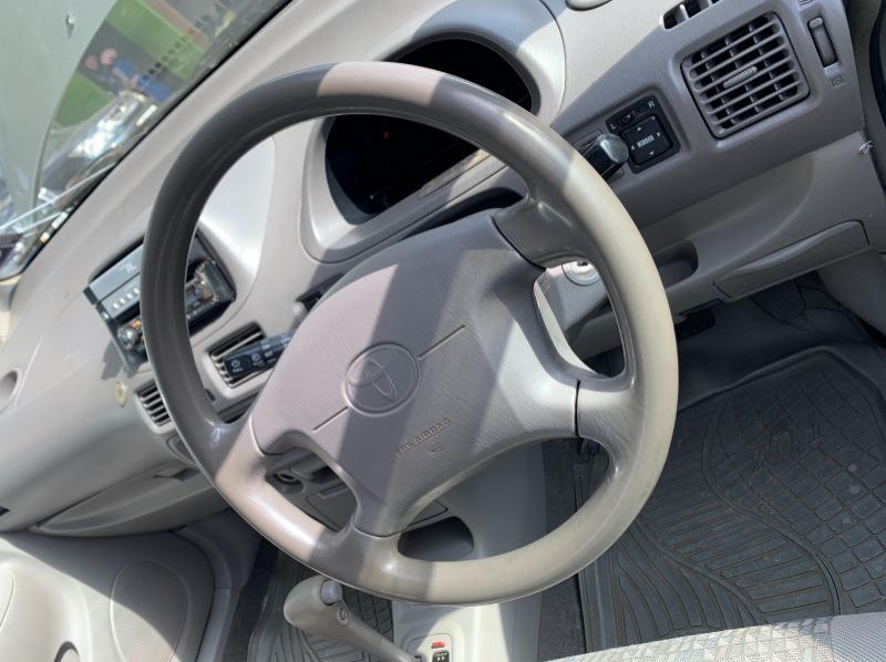 2001 Toyota spacio pictures