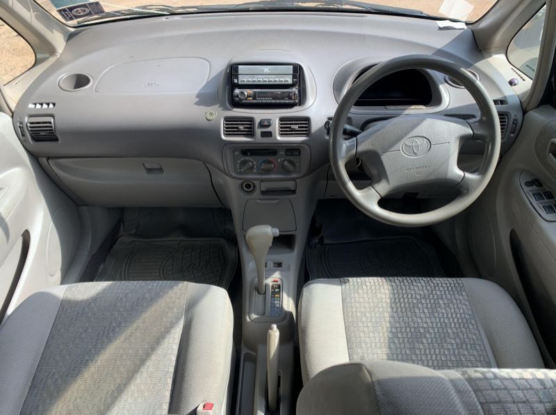 2001 Toyota spacio pictures