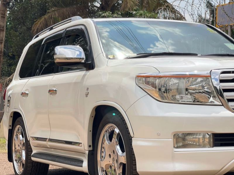 2008 Toyota land cruiser v8 pictures