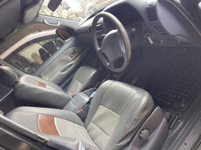 1998 Toyota prado pictures