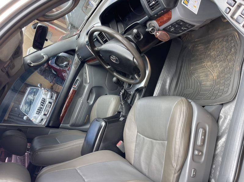 2004 Toyota land cruiser prado tx pictures