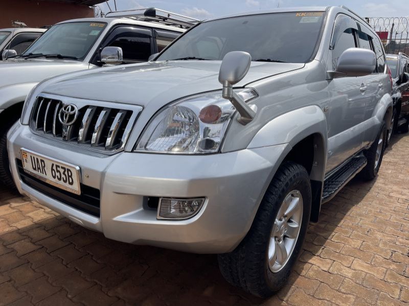 2004 Toyota prado pictures