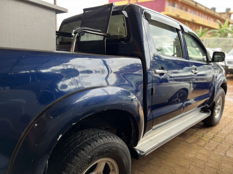 2008 Toyota hilux double cabin pictures