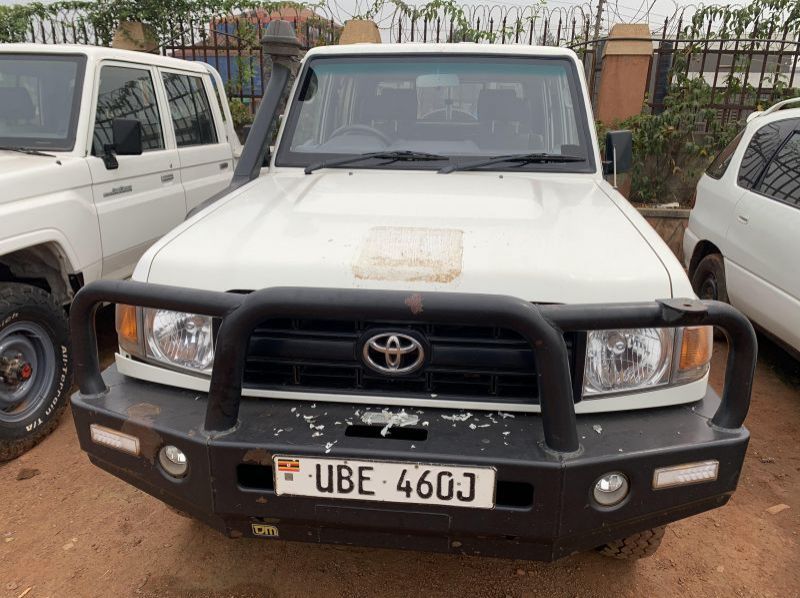 2018 Toyota Land cruiser Double cabin pictures