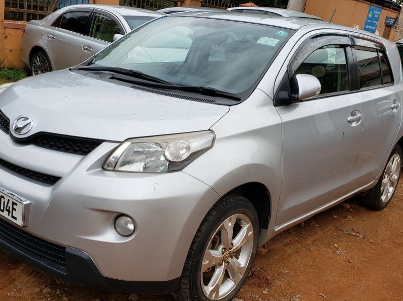 used toyota ist new model price in uganda